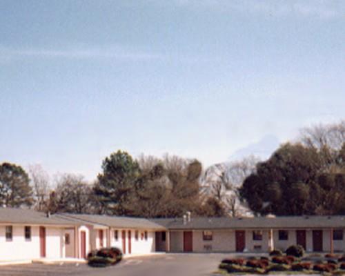 Scottish Inns & Suites Springdale Exterior photo
